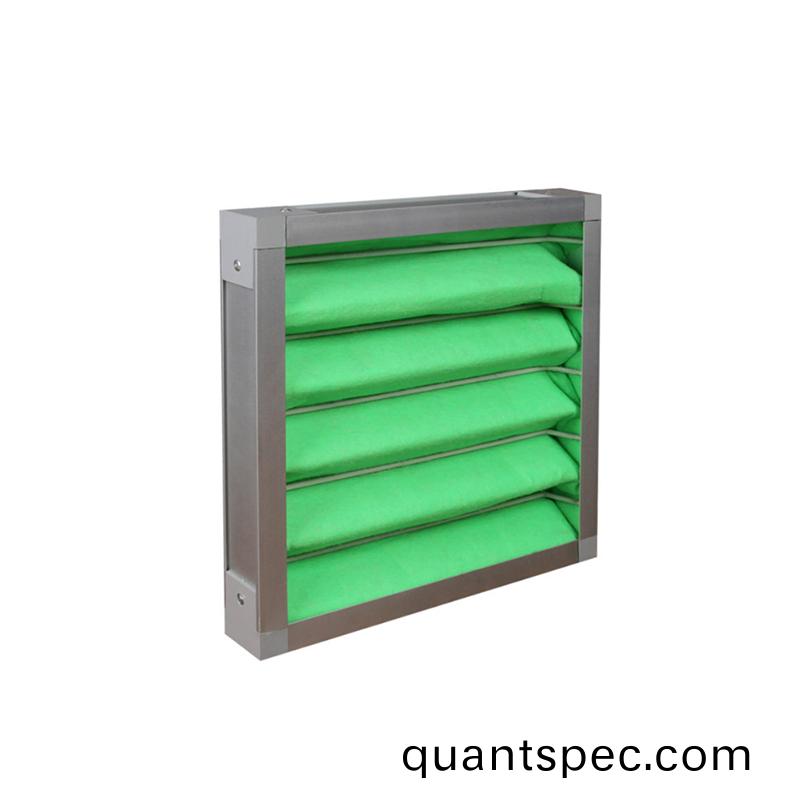 説(shuo)説(shuo)中傚(xiao)闆(ban)式過(guo)濾(lv)器的(de)特(te)點